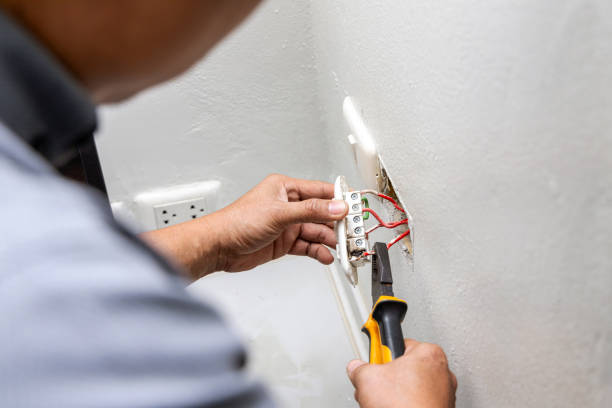 Best Licensed Electrician  in Gilbert, IA
